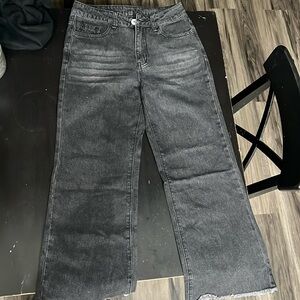 Brand new pair of black flare jeans. Purchased from Aylifun.